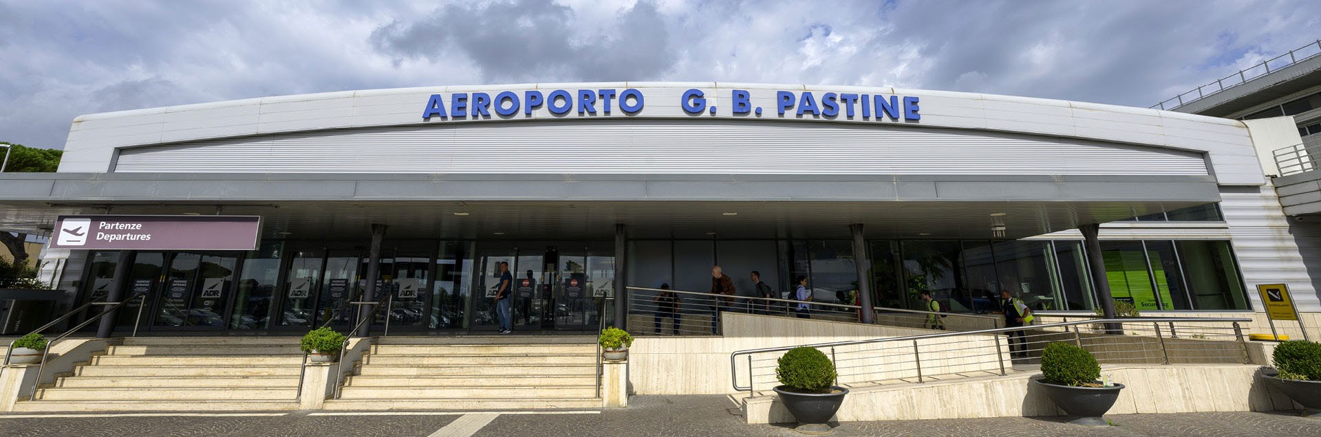 Benvenuti All'aeroporto Di Roma Ciampino "G.B. Pastine"