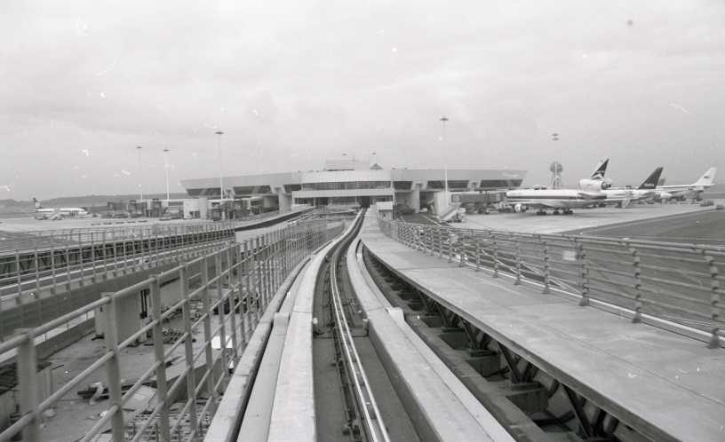 People Mover 1999